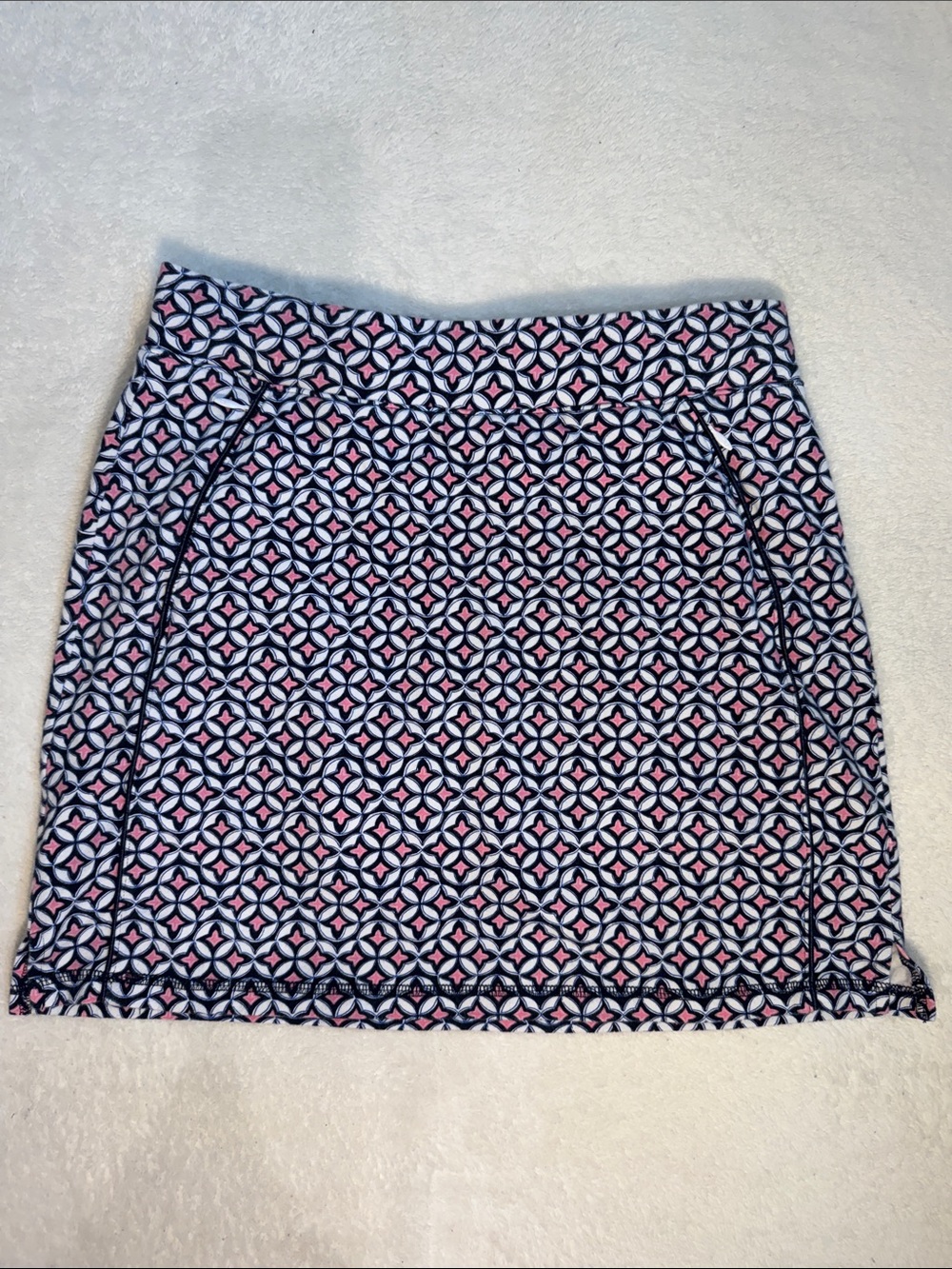 T by Talbots lined tennis skirt/skirt. M p. Navy, pink, white.